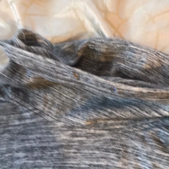 Sweatshirt - Picture 2 of 3